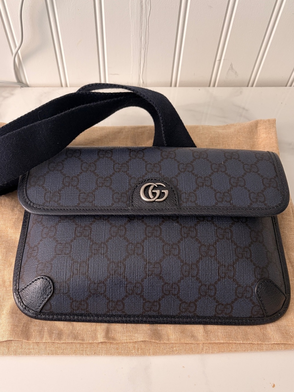 Gucci Navy/Black GG Supreme Crossbody Bag